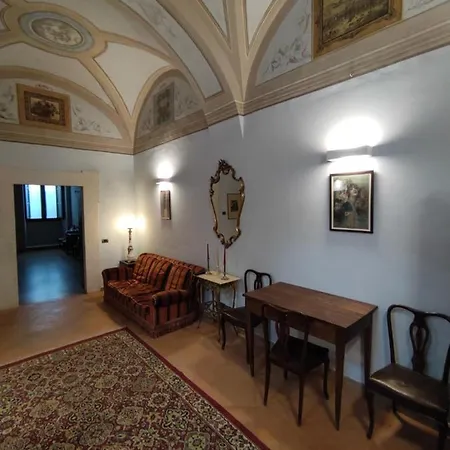 Palazzo Rustici & * L'Aquila