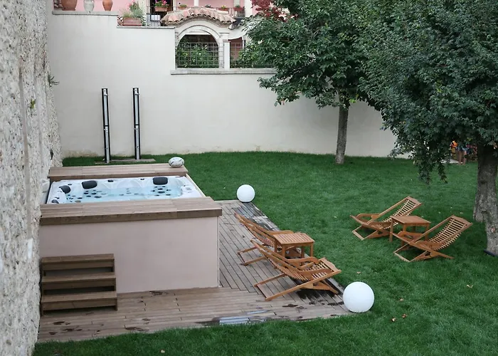 Palazzo Rustici Charme & Garden 3* L'Aquila