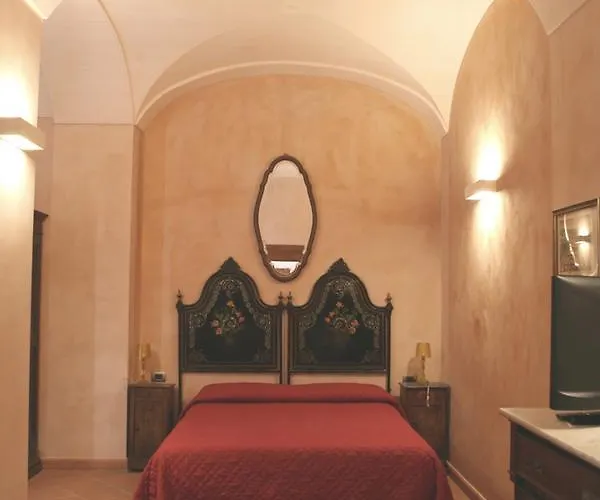 Palazzo Rustici Charme & Garden L'Aquila